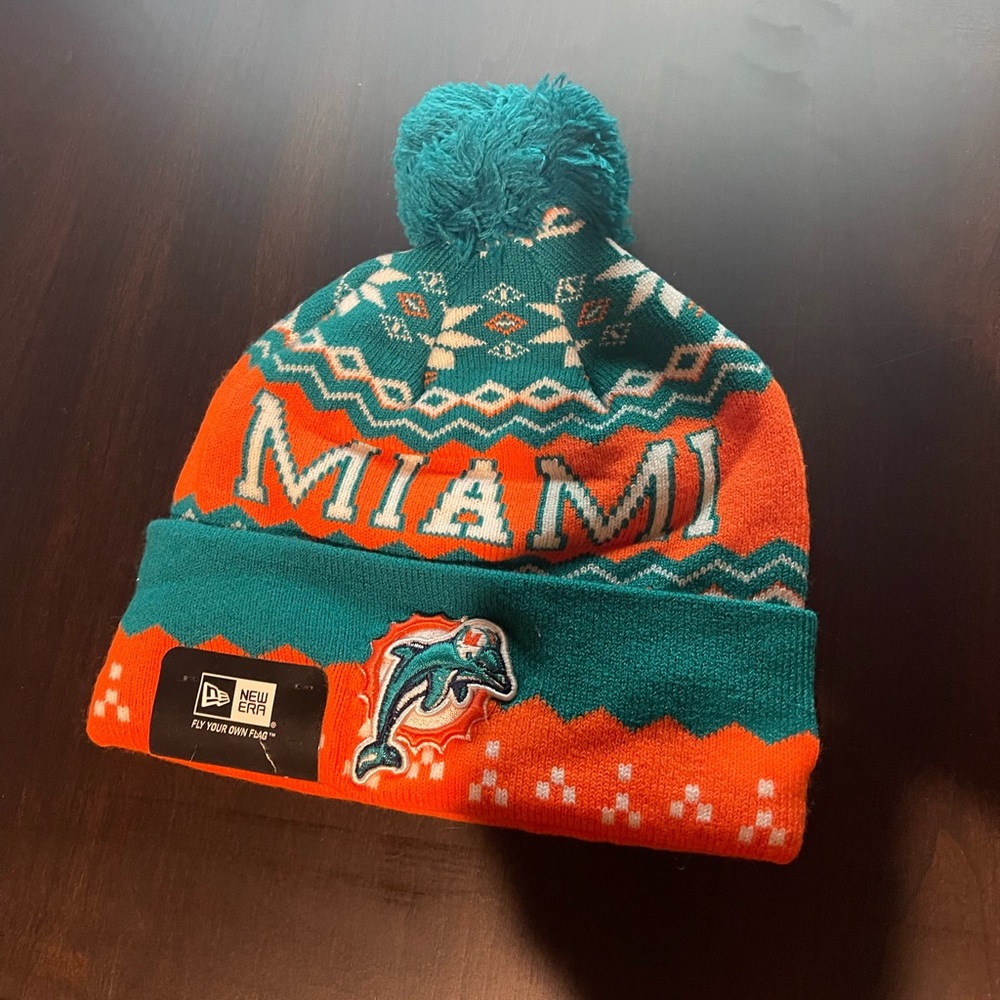 (NEW) New Era Miami Dolphins Beanie